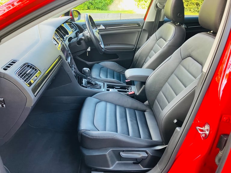 2013/63 VOLKSWAGEN GOLF Mk7 1.4 GT TSI DSG Auto 5dr **CARPLAY - PAN ROOF - LEATHER - XENONS**