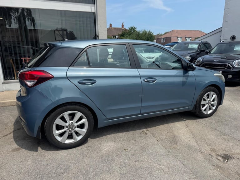 2015 Hyundai i20 1.4 SE Auto Euro 6 5dr HATCHBACK Petrol Automatic