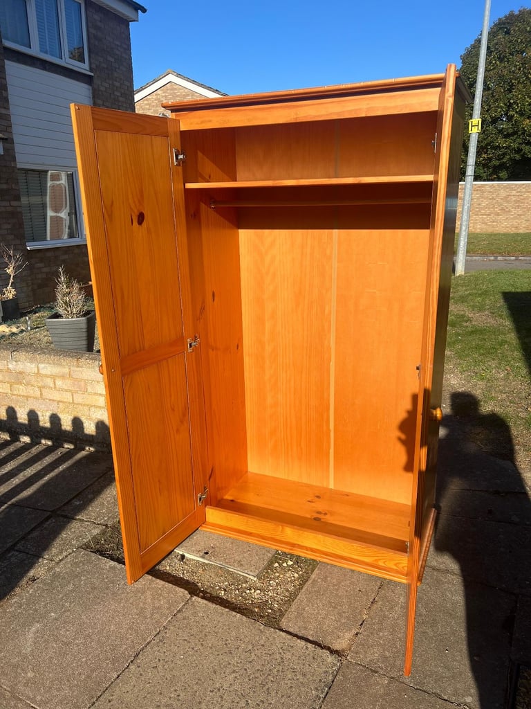 2 door pinewood wardrobe