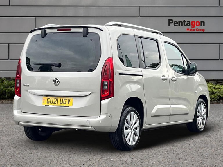  Vauxhall Combo Life 1.2 Turbo Elite MPV 5dr Petrol Auto Euro 6 s/s 7 Seat 130