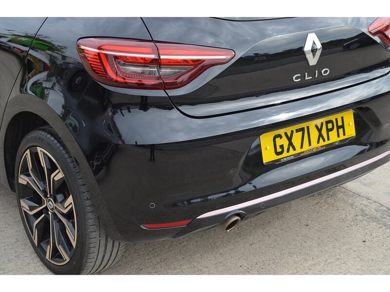 2021 Renault Clio TCe Lutecia Hatchback Petrol Manual