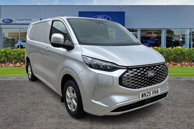 2025 Ford E-Transit 320 Limited AUTO L1 SWB RWD 100kW 65kWh Low Roof, BLUETOOTH, APPLE CARPLAY  P...