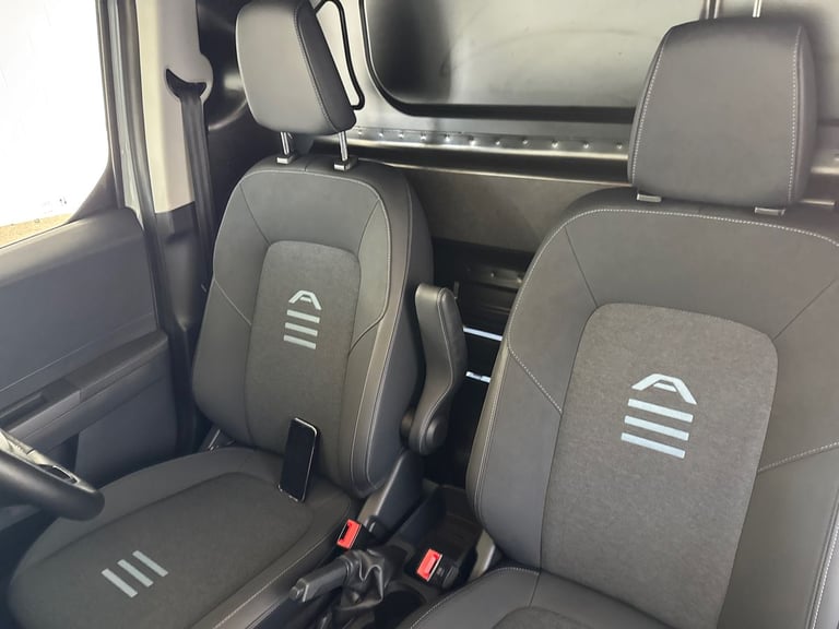 2024 Ford Transit Courier 1.0 EcoBoost 125ps Active Van Van Petrol Manual