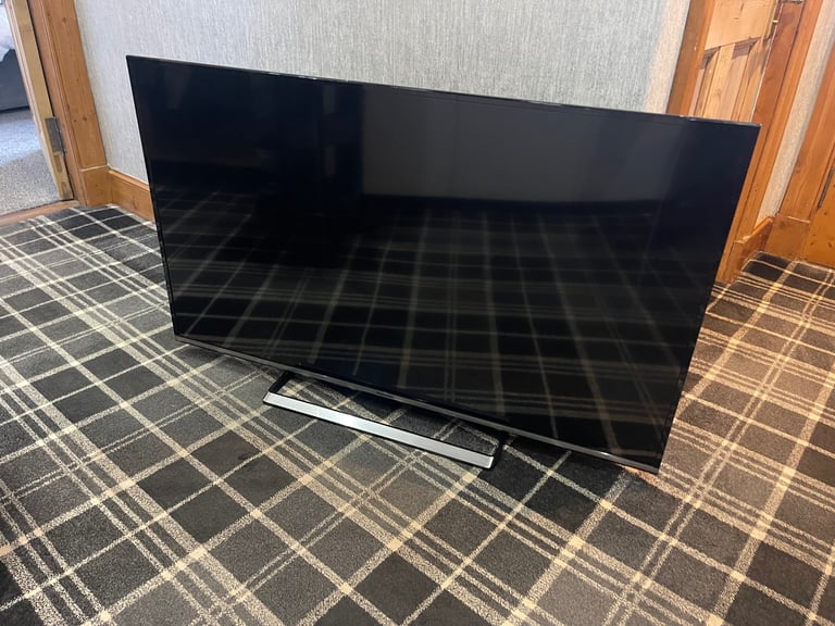 Panasonic 50” Tv