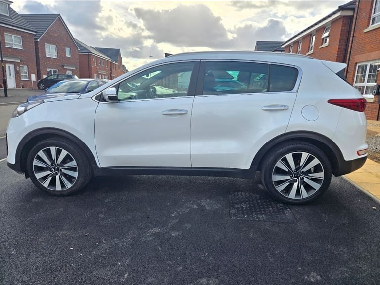 Kia, SPORTAGE, Estate, 2017, Manual, 1685 (cc), 5 doors