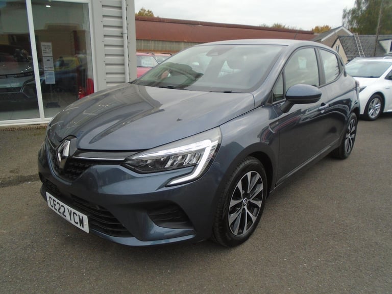 2022 Renault Clio 1.0 TCe Iconic Euro 6 (s/s) 5dr HATCHBACK Petrol Manual