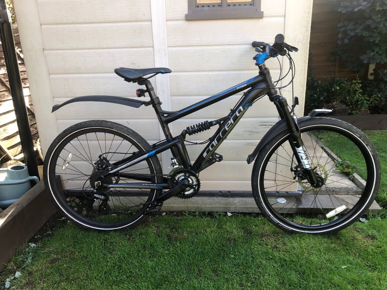 Carrera Titan adult bike 17” frame in good condition nr5 9