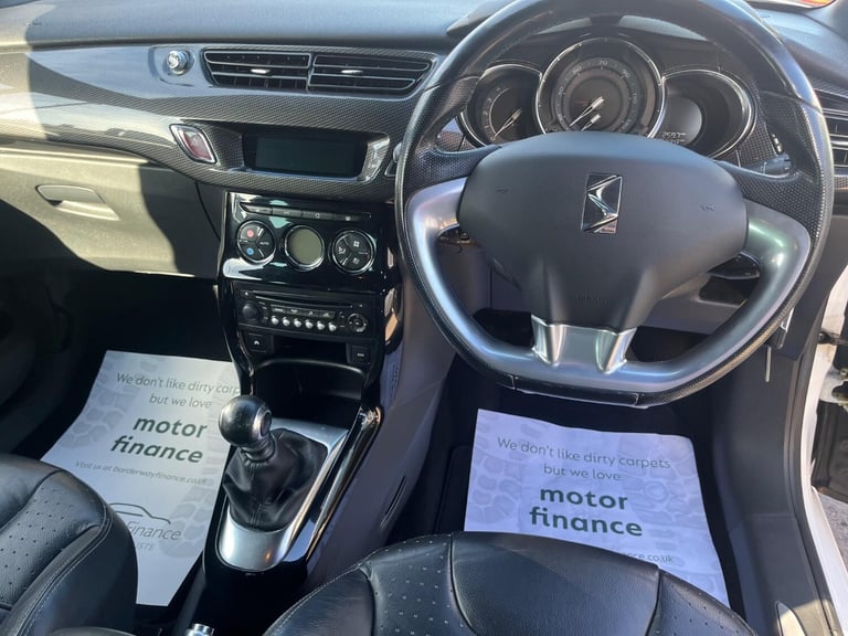 CITROEN DS3 1.6 e-HDi Airdream DSport Plus in Blanc Banquise White 2013