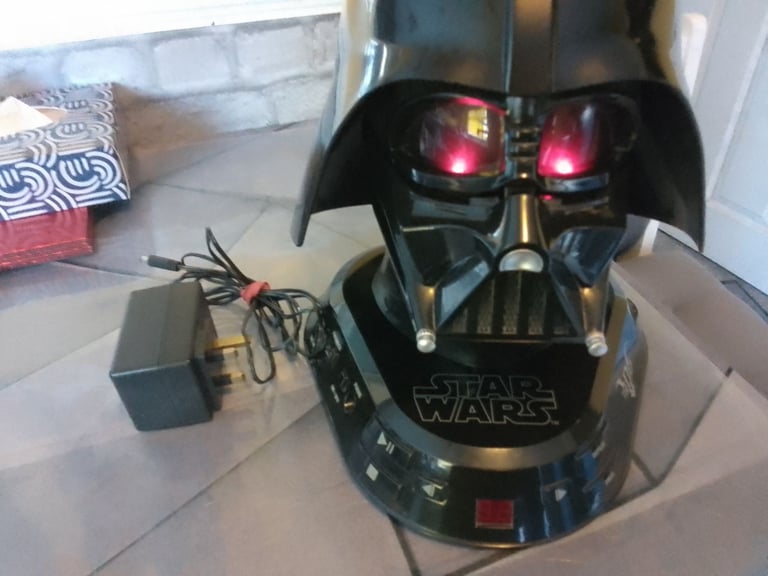 DARK VADER HEMLET RADIO CD PLAYER