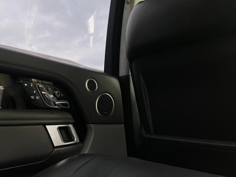 2020 Land Rover Range Rover 3.0 SD V6 Autobiography SUV 5dr Diesel Auto 4WD Euro 6 (s/s) (275 ps)...