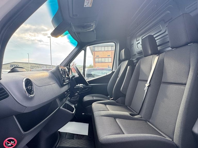 2025 Mercedes-Benz Sprinter 3.5t H2 Pro Van PANEL VAN DIESEL Manual