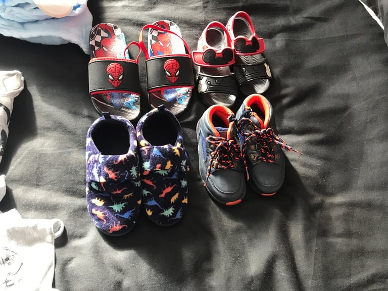 Boys clothing mainly 0-3 months