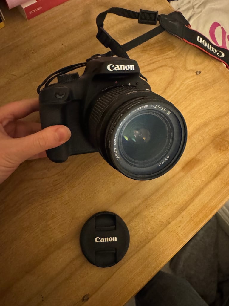 Canon Camera - EOS 4000D