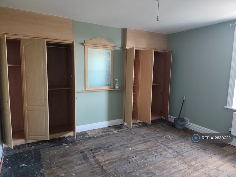 2 bedroom house in Stanley Road, Huddersfield, HD3 (2 bed) (#2639022)
