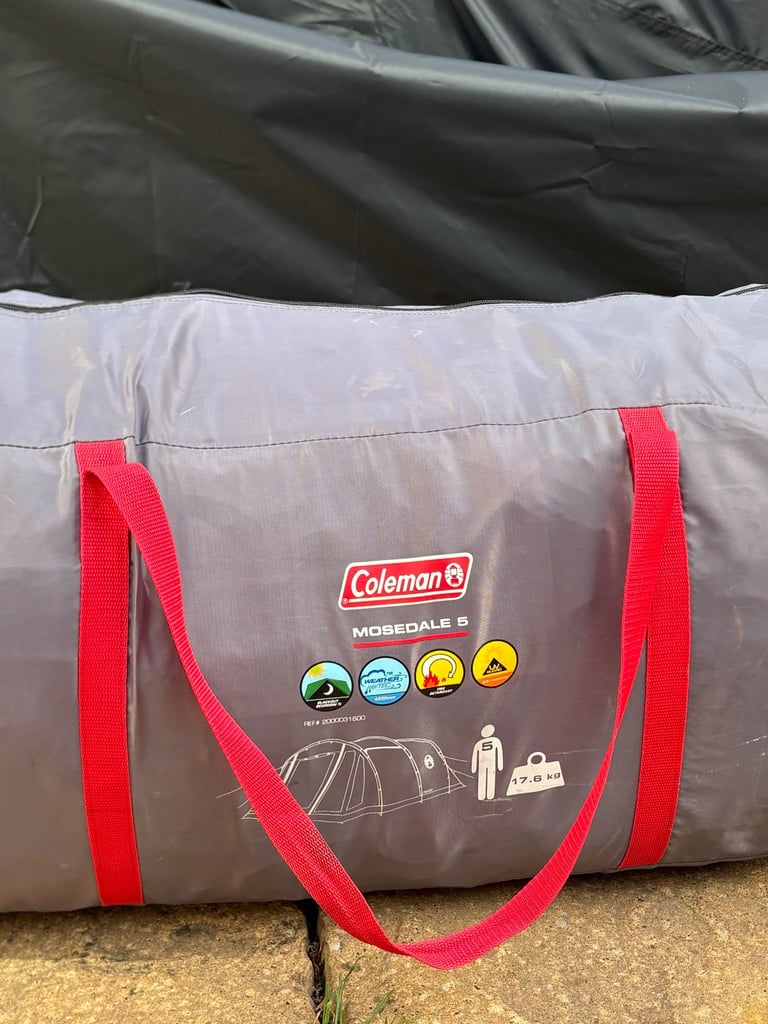 Used Once Coleman Mosedale 5 Tent Blackout Bedrooms Family Tent Camping Large 
