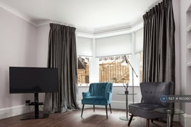 image for 2 bedroom flat in Roxburgh Street, Glasgow, G12 (2 bed) (#1613360)