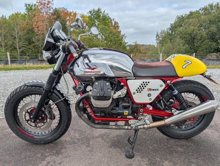 2014 MOTO GUZZI V7 RACER