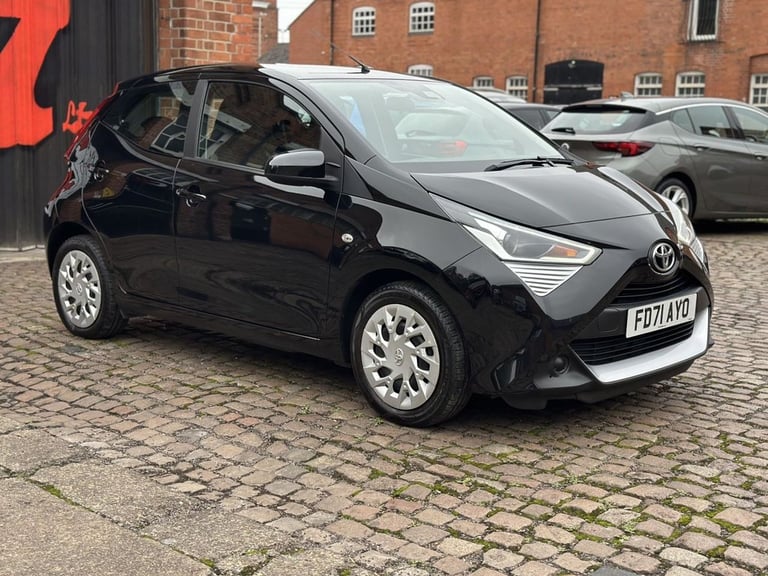 2022 Toyota AYGO 1.0 VVT-i X-Play TSS 5dr HATCHBACK PETROL Manual