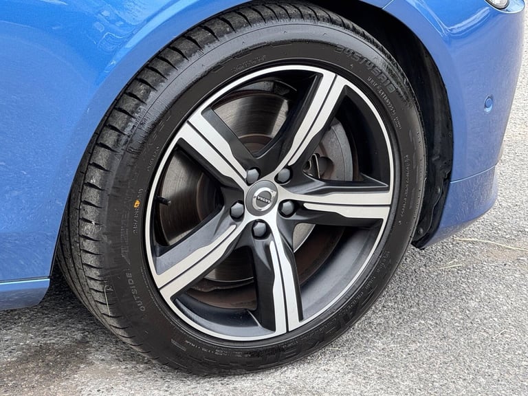 2018 Volvo S90 2.0 D5 PowerPulse R-Design Auto AWD Euro 6 (s/s) 4dr SALOON Diesel Automatic