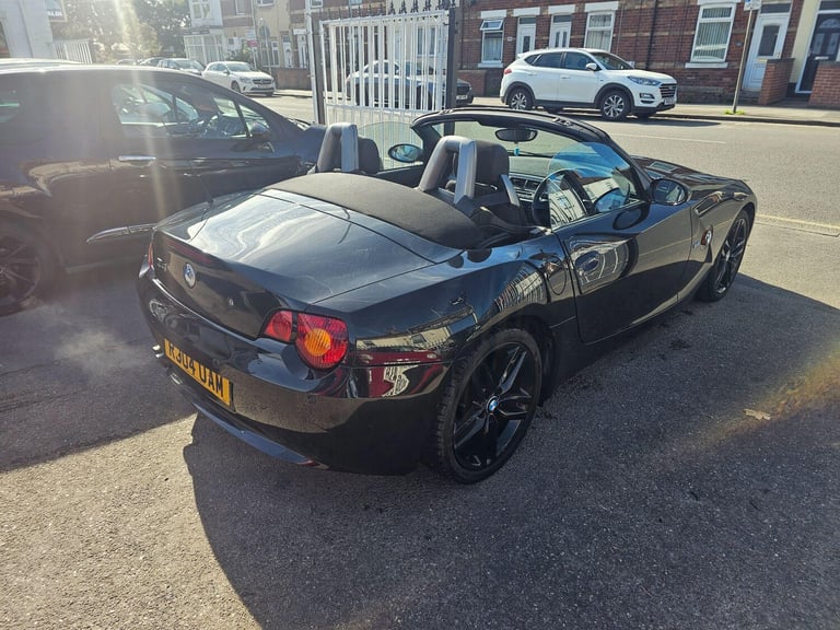2004 BMW Z4 2.2i SE Euro 3 2dr CONVERTIBLE Petrol Manual
