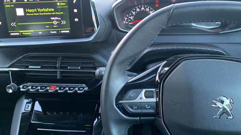 2021 Peugeot 2008 1.2 PureTech Allure SUV 5dr Petrol Manual Euro 6 (s/s) (100 ps) SUV Petrol Manual