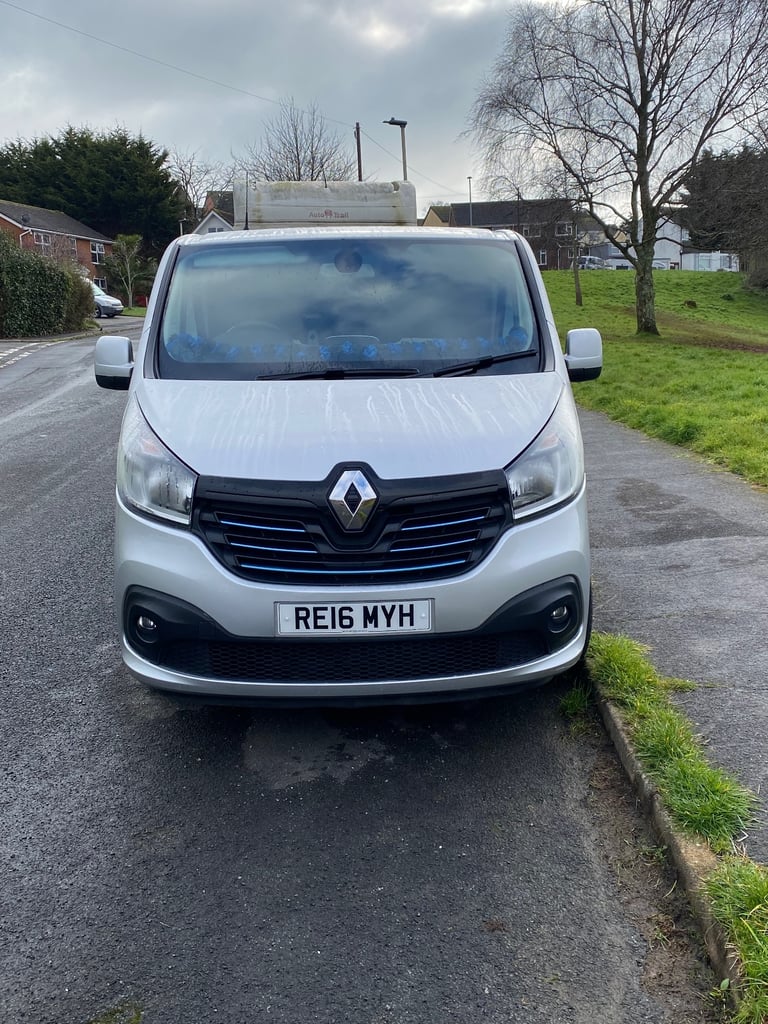 2016 RENAULT TRAFIC DAY VAN, MANUAL, 102,000 MILEAGE
