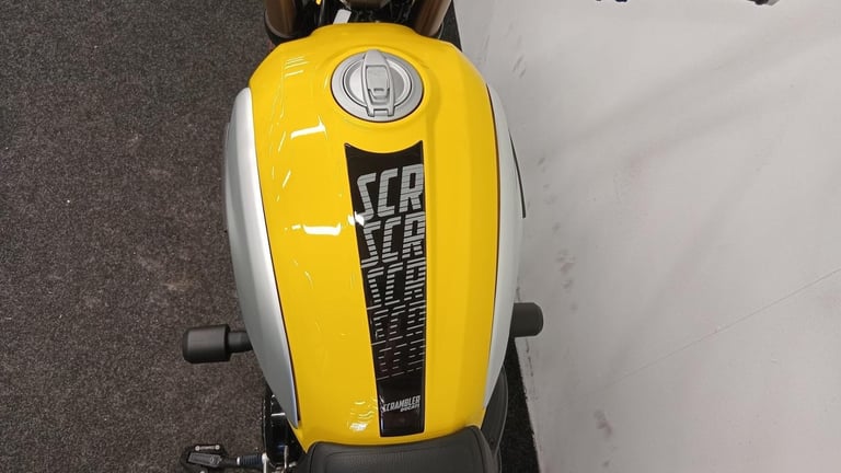 DUCATI SCRAMBLER 1100 ** FULL SERVICE HISTORY - BELTS DONE - 12 MONTH MOT **