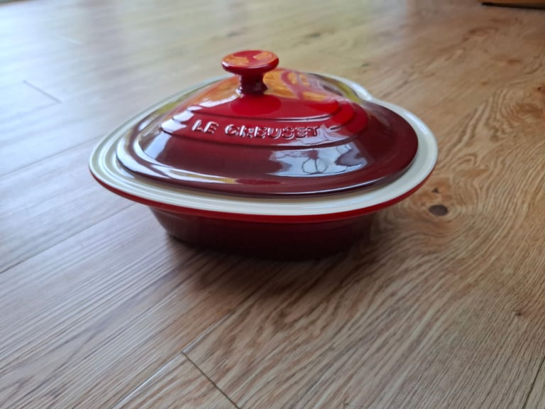 Le Creuset Heart Dish