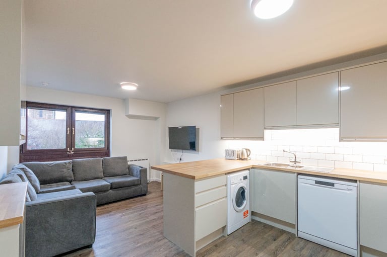 Recently refurbished, 4-bedroom, HMO flat in Fountainbridge – available soon