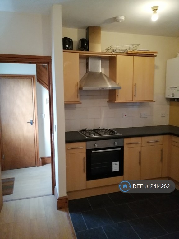 1 bedroom flat in Clive Road, Canton, Cardiff, CF5 (1 bed) (#2414282)