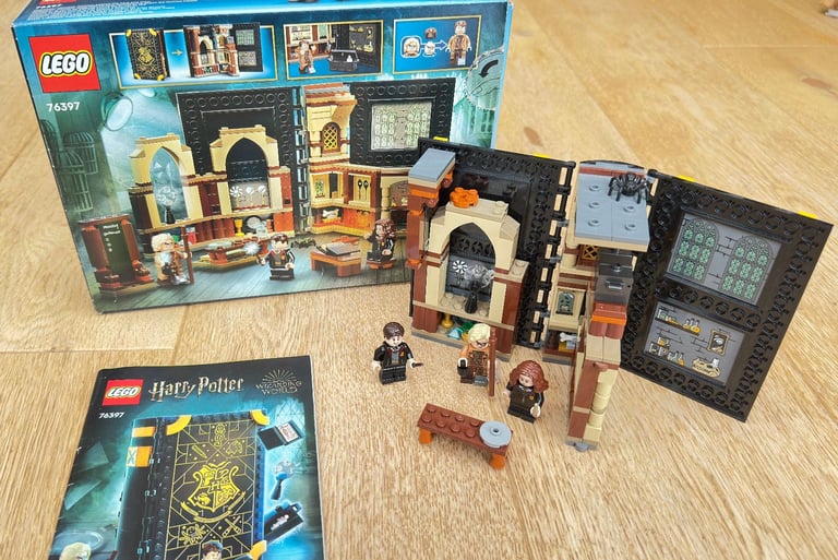 Harry Potter Lego Set - Hogwarts Moments Defence Against the Dark Arts - 76397