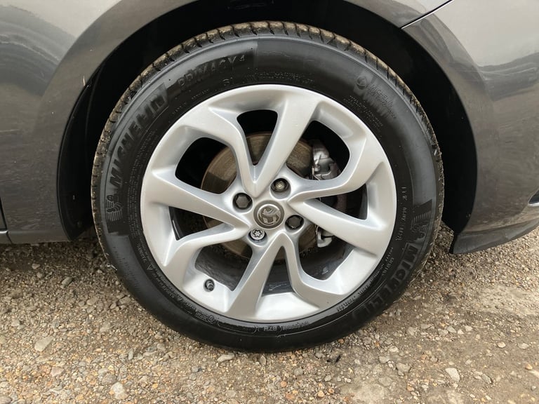 2015 Vauxhall Corsa 1.2 Excite 5dr [AC] Hatchback PETROL Manual