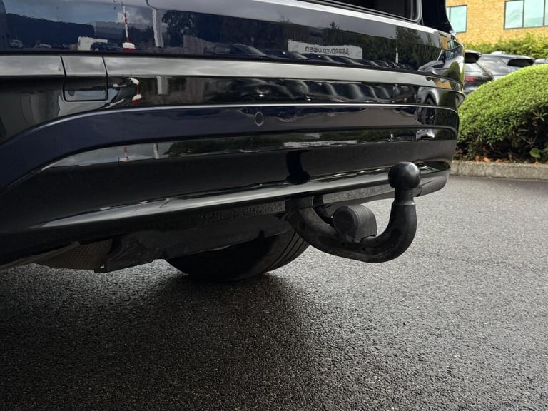 2023 Jaguar F-Pace 2.0 D200 R-Dynamic HSE Black 5dr Auto AWD ESTATE DIESEL Automatic