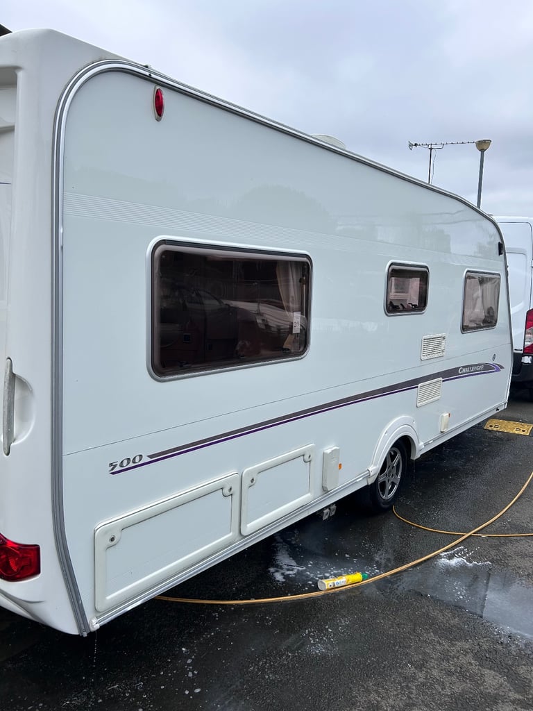 Touring caravan fixed bed 