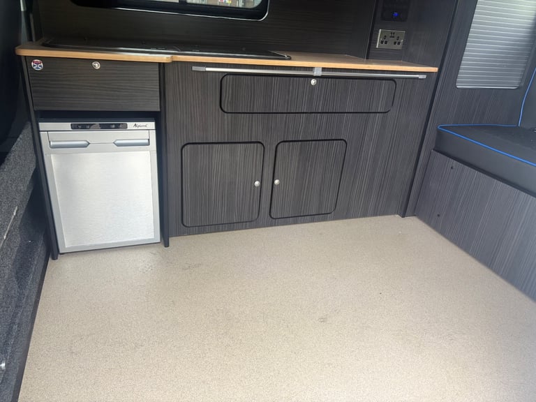 Ford, TRANSIT CUSTOM, Panel Van, 2019, Manual, 1996 (cc)