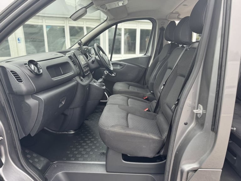 2019 Vauxhall Vivaro 1.6 CDTi 2900 BiTurbo ecoTEC Limited Edition Nav Crew Van Double Cab 5dr Di ...