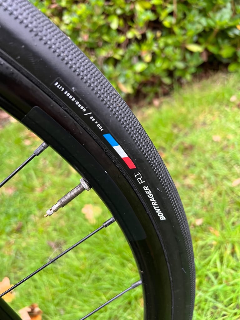 Trek Domane AL3 Disc - Endurance / Road / Gravel Bike - Carbon Forks - 54cm