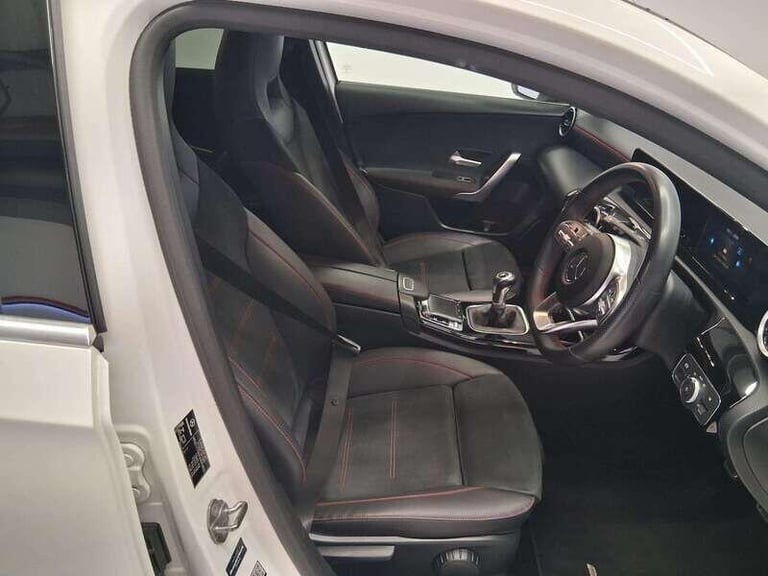 2019 Mercedes-Benz A-Class 1.3 A180 AMG Line Hatchback 5dr HATCHBACK Petrol Manual