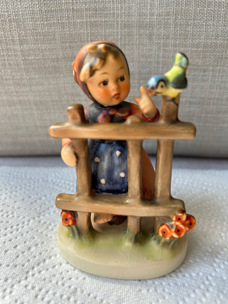 image for Hummel figure Signs of Spring Girl