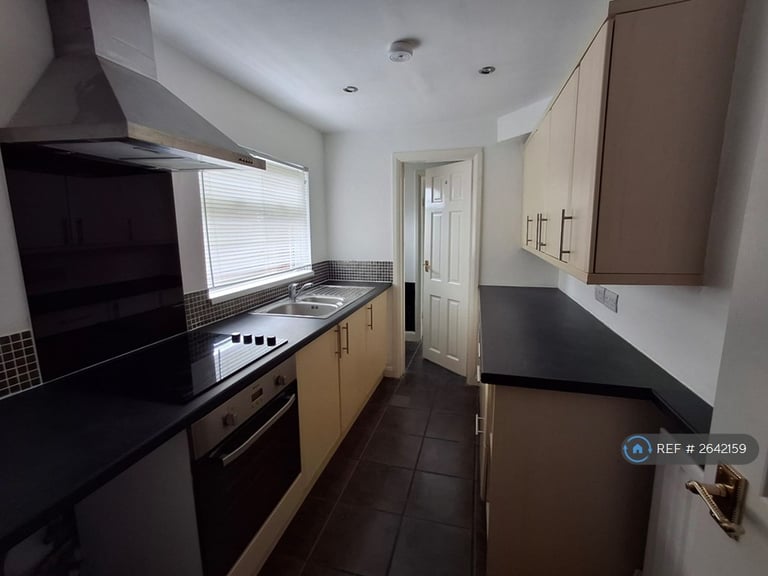 image for 3 bedroom house in Station Road, Houghton Le Spring, DH4 (3 bed) (#2642159)