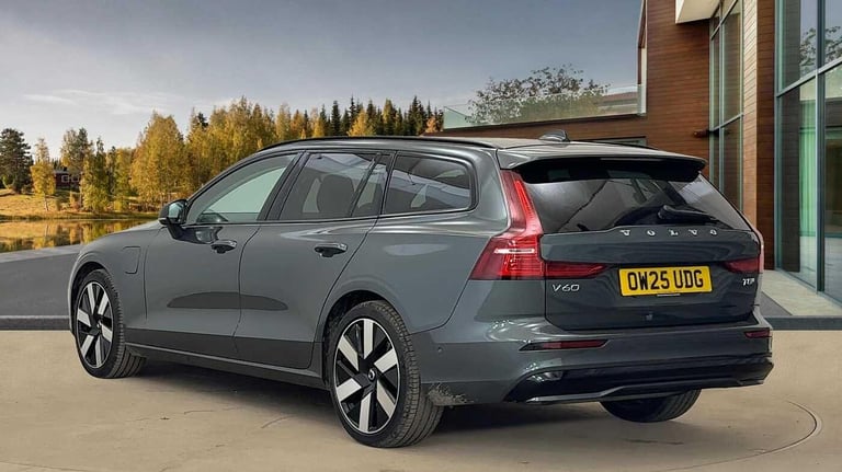 2025 Volvo V60 2.0 T8 [455] PHEV Ultra Dark 5dr AWD Auto ESTATE PETROL/ELECTRIC Automatic