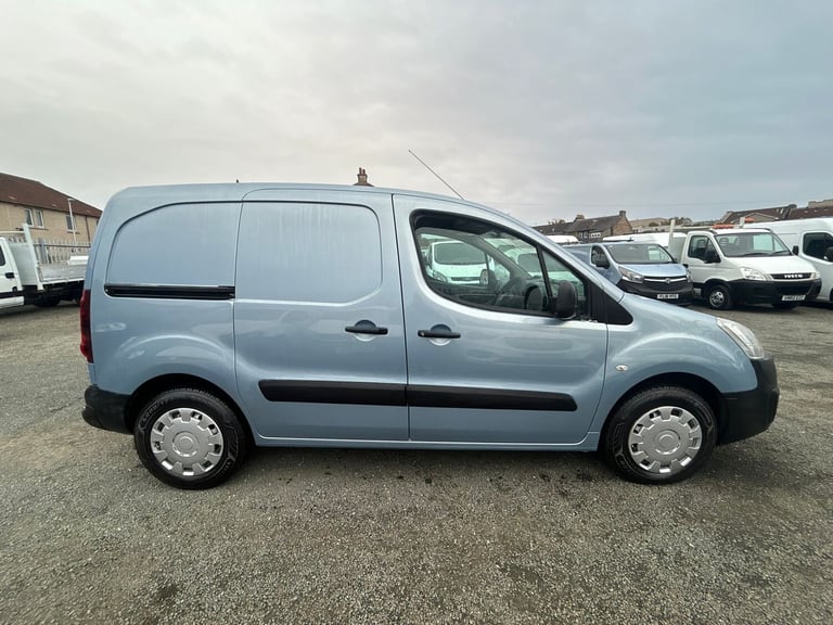 2018 Peugeot Partner 850 SE 1.6 BlueHDi 100 Van ATV PANEL VAN Diesel Manual
