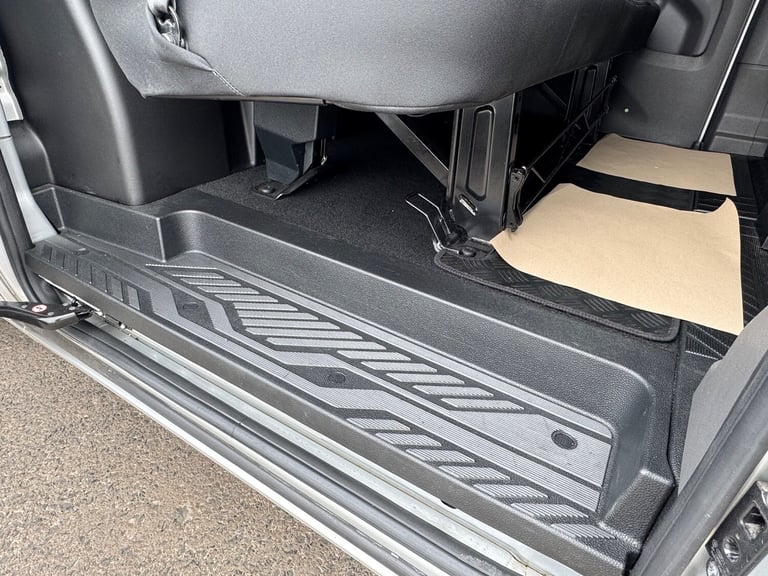 2022 Ford Transit Custom Ford Transit Custom 2.0 320 Limited  Crew Cab  Low