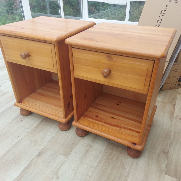 image for 2 Pine bedside tables 