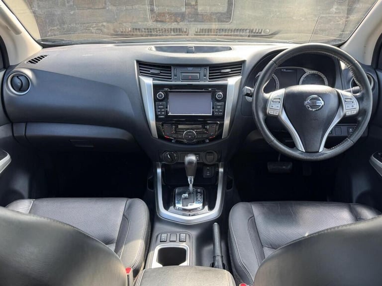 2016 Nissan Navara 2.3 dCi Tekna Auto 4WD Euro 5 4dr PICK UP Diesel Automatic