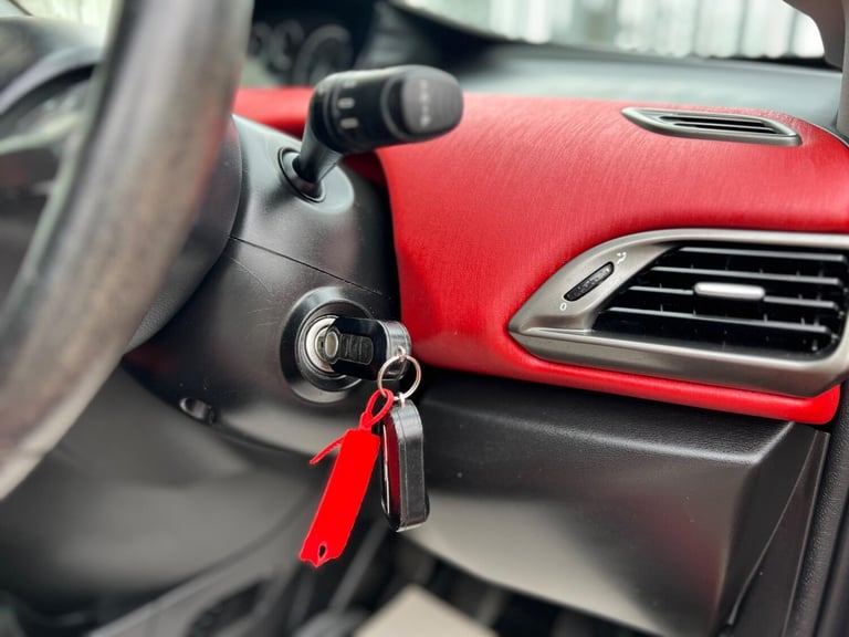 2012 Chrysler Ypsilon 1.2 Black and Red 5dr HATCHBACK PETROL Manual