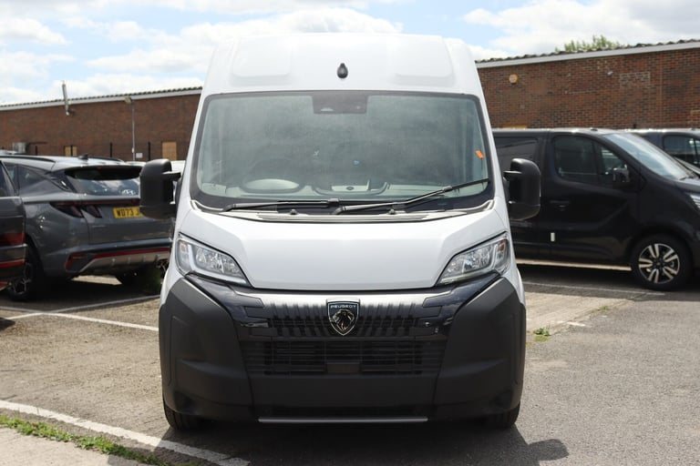 2025 Peugeot Boxer 2.2 BlueHDi 140 L4H2 435 Professional Panel Van Diesel Manual