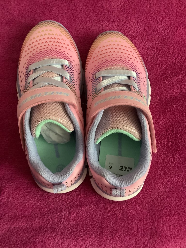 Baby girl deals trainers size 5