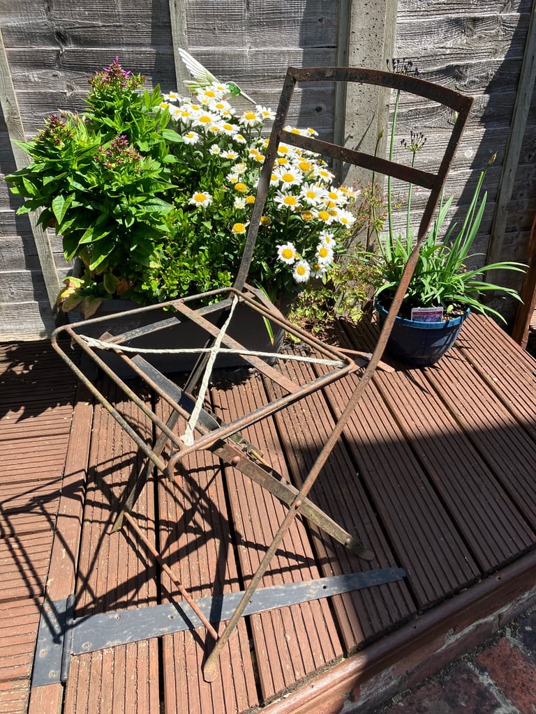 4 Ex-Wimbledon folding metal frame chairs