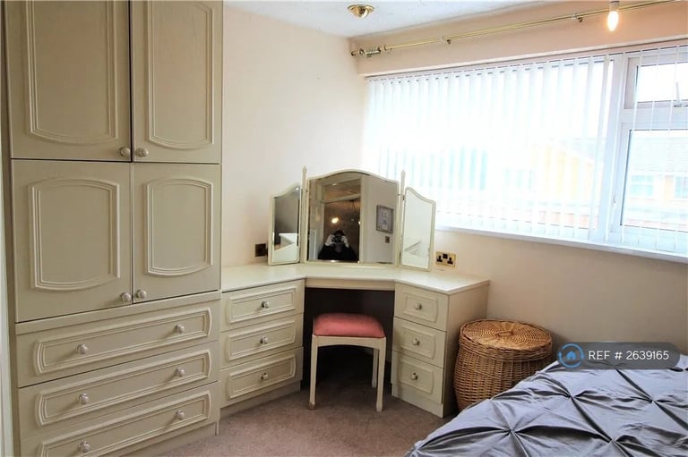 3 bedroom house in Newcomen Close, Bedworth, CV12 (3 bed) (#2639165)